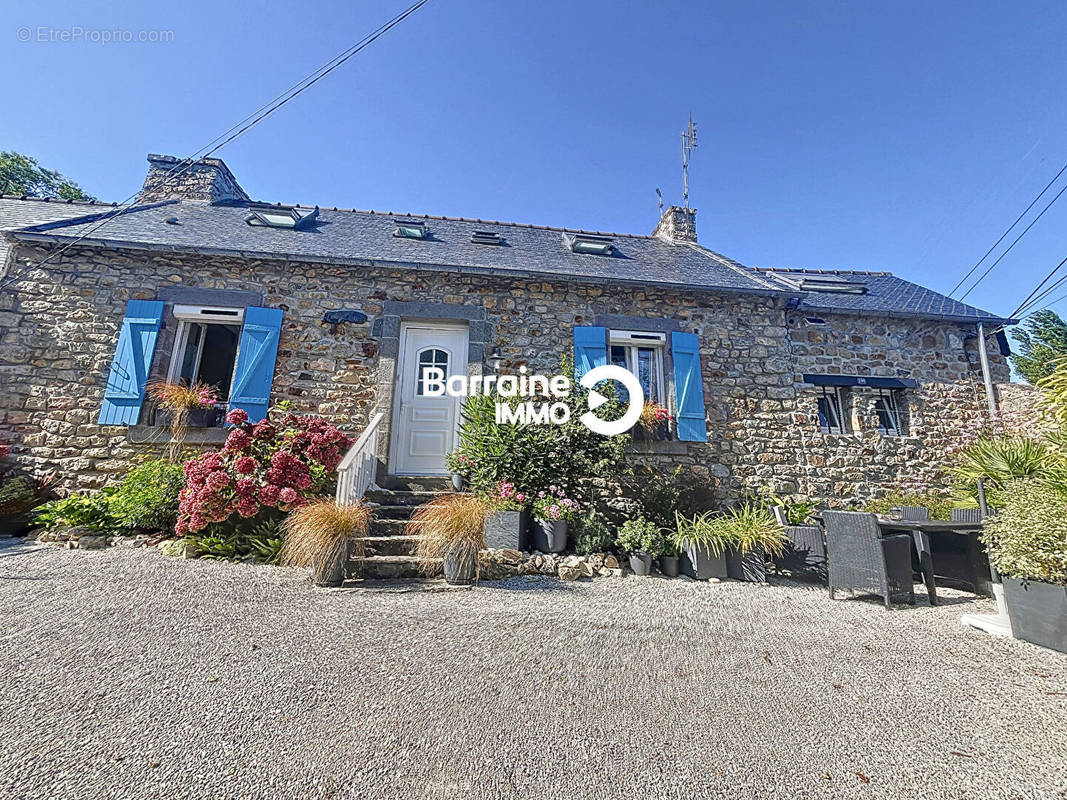 Maison à CAMARET-SUR-MER