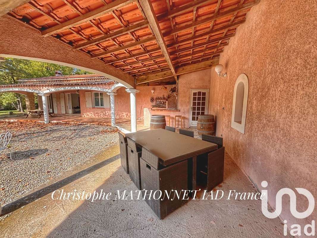 Photo 7 - Maison à SAINT-MAXIMIN-LA-SAINTE-BAUME