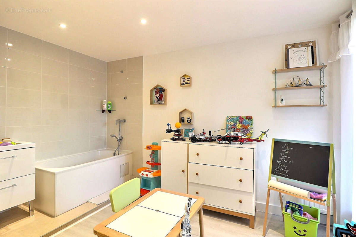 Appartement à MARSEILLE-12E