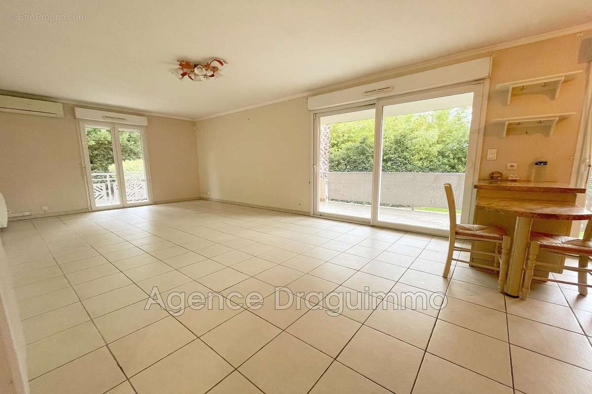 Appartement à DRAGUIGNAN