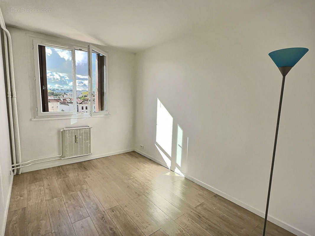 Appartement à IVRY-SUR-SEINE