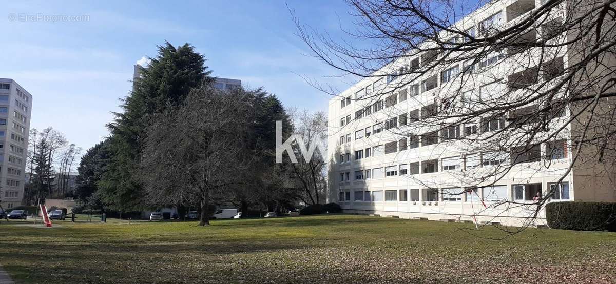 Appartement à FERNEY-VOLTAIRE