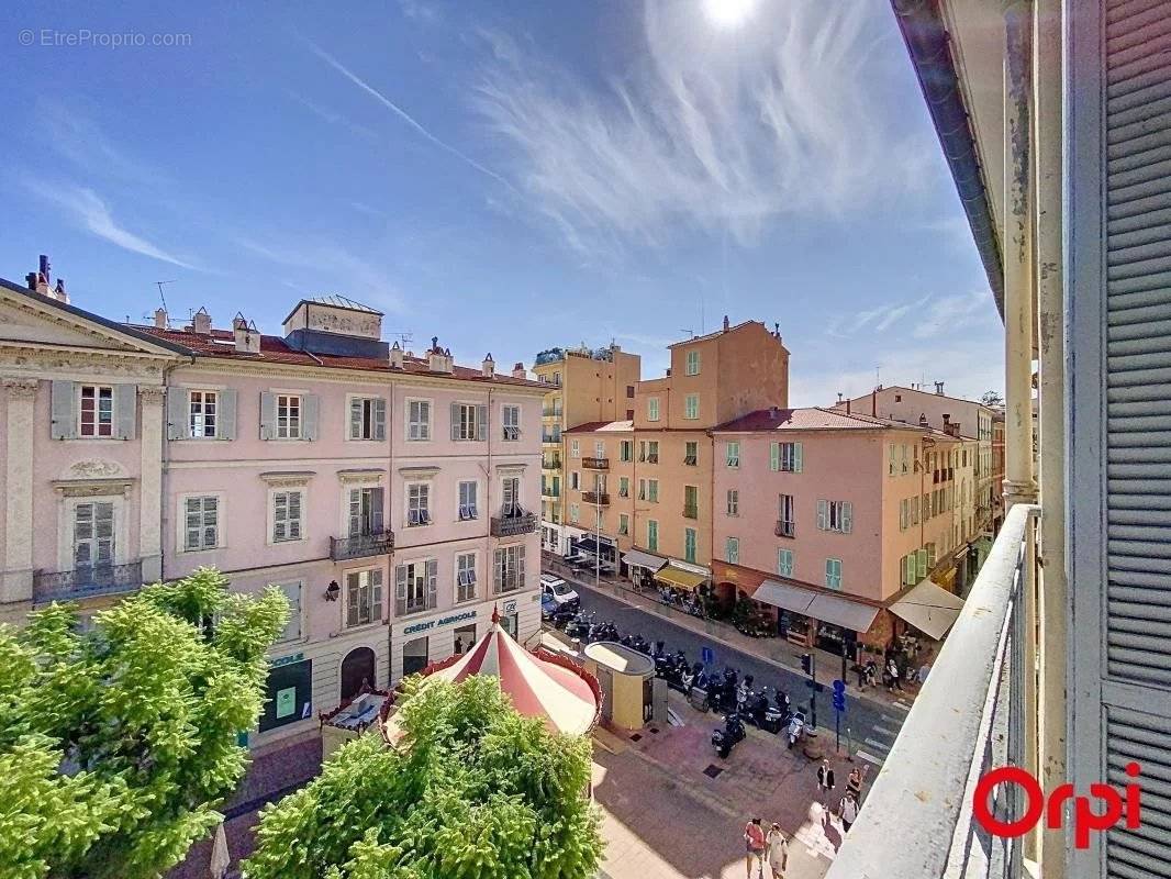 Appartement à MENTON