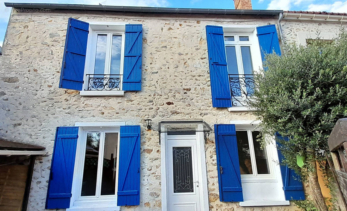 Maison à PECQUEUSE