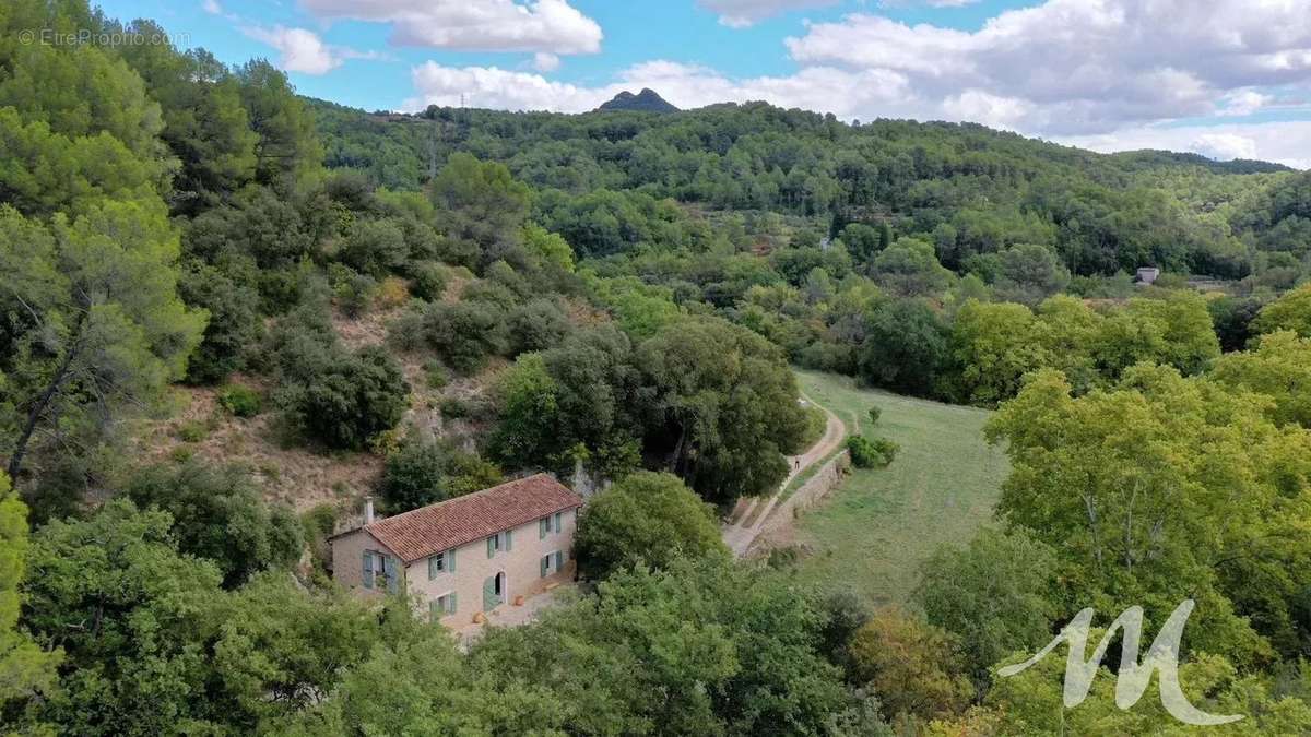 Maison à BARJOLS