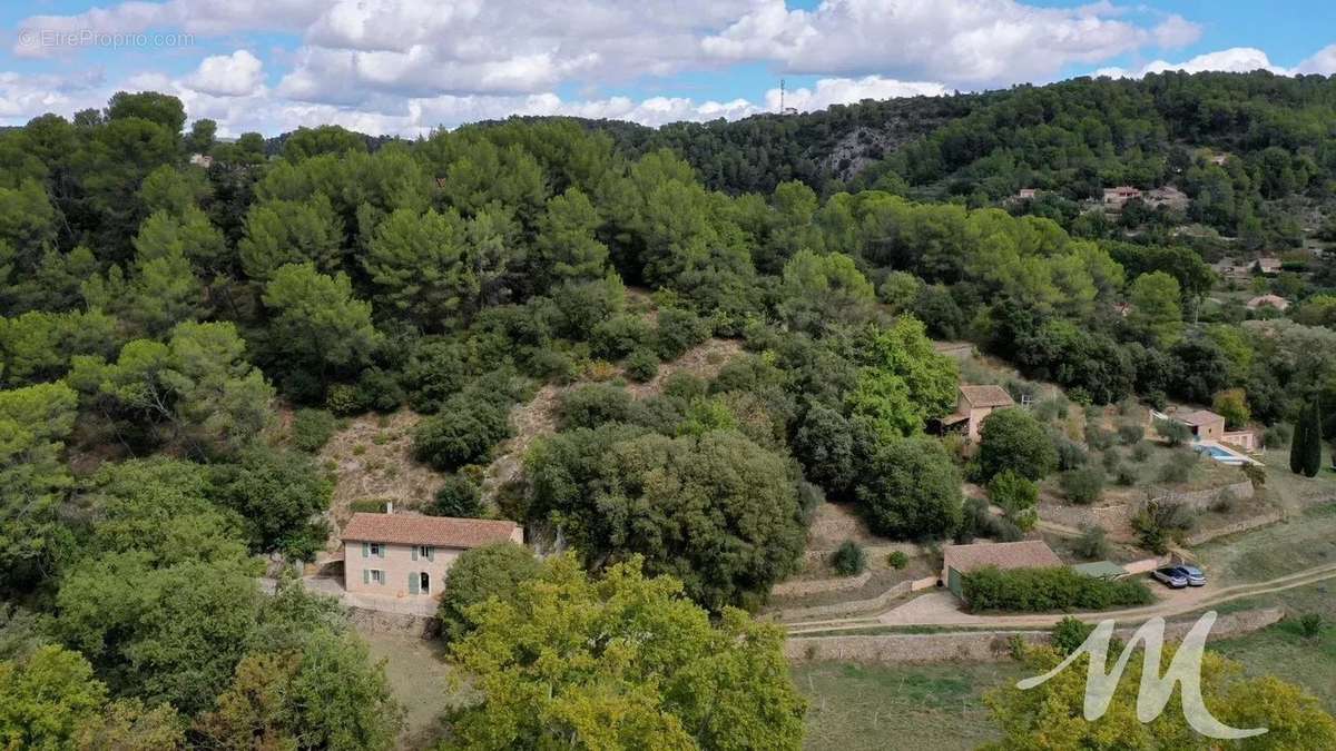 Maison à BARJOLS