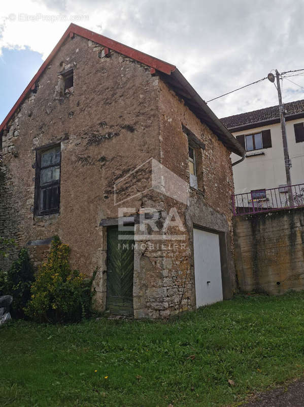 Maison à CHASSEY-LES-MONTBOZON