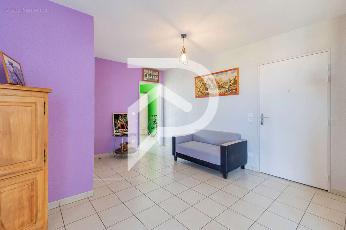 Appartement à MARSEILLE-3E