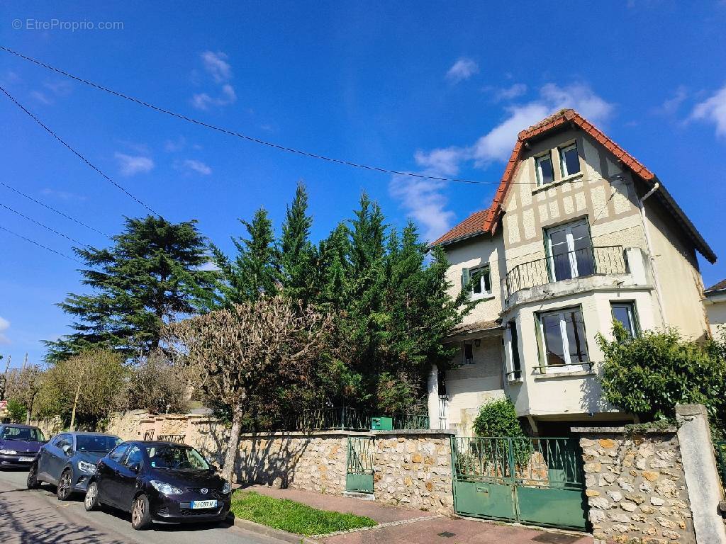 Maison à EPINAY-SUR-ORGE