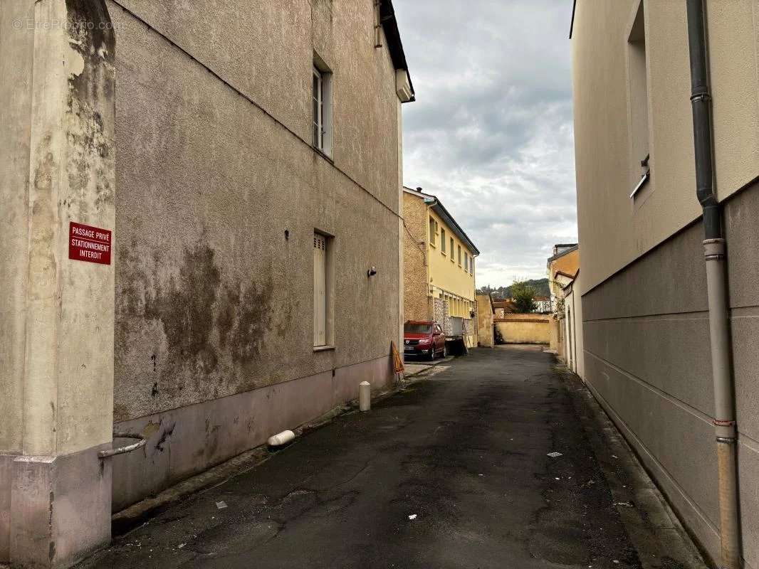 Parking à PERIGUEUX