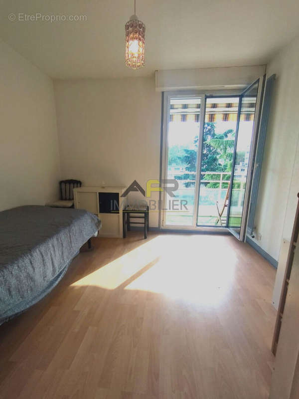 Appartement à CLICHY