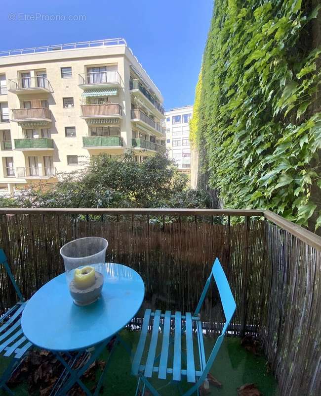 Appartement à NEUILLY-SUR-SEINE