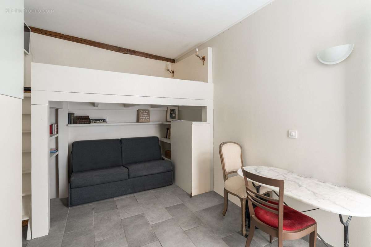 Appartement à PARIS-6E