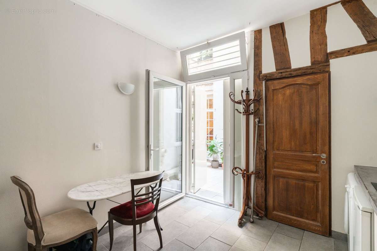 Appartement à PARIS-6E