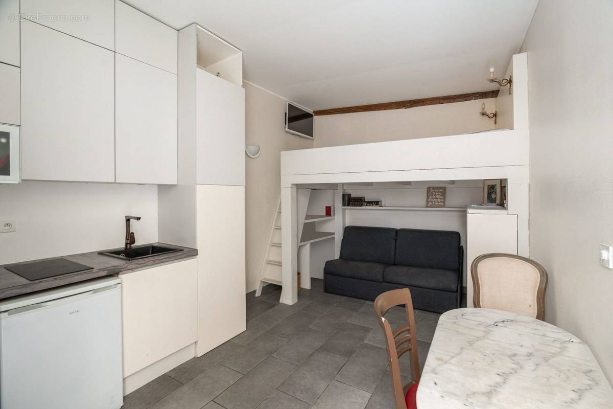 Appartement à PARIS-6E