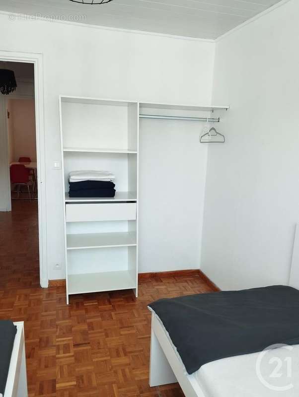 Appartement à MARSEILLE-4E