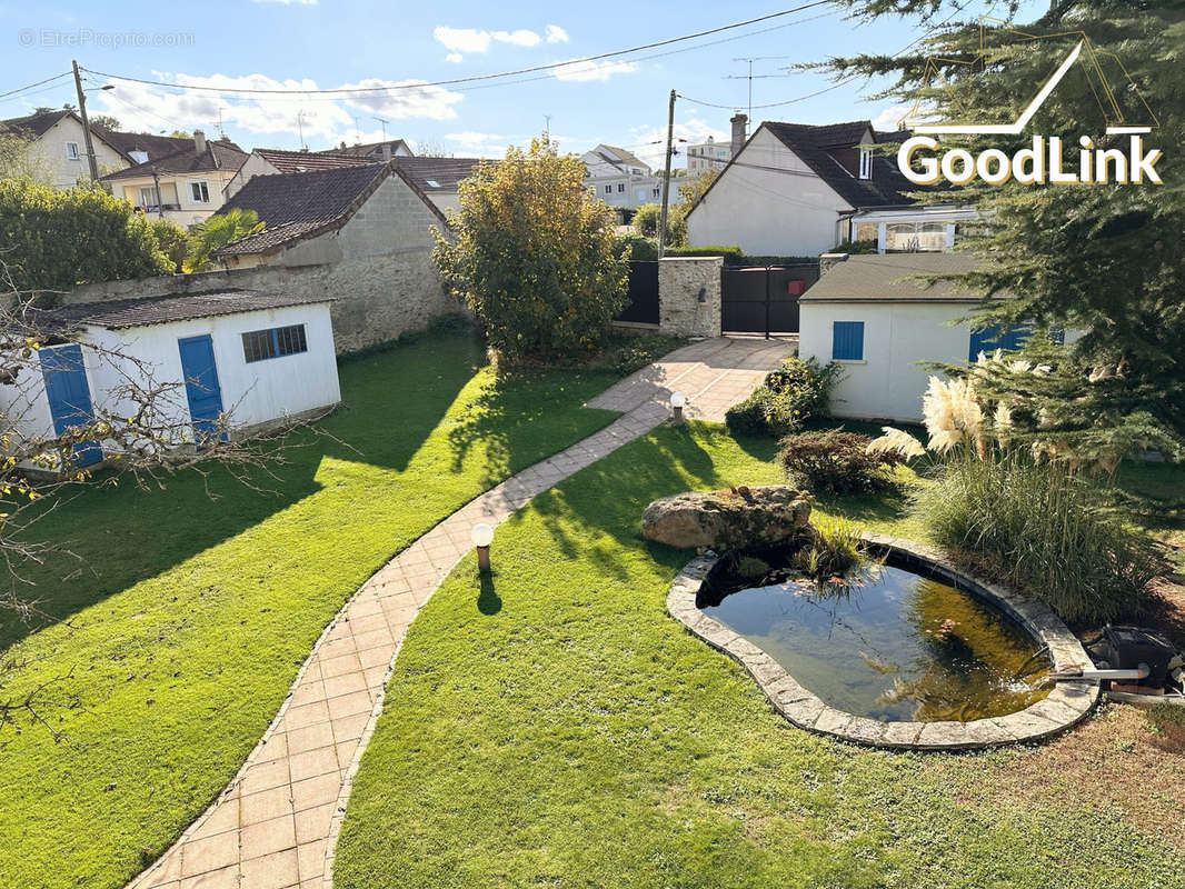 Maison à DAMMARIE-LES-LYS