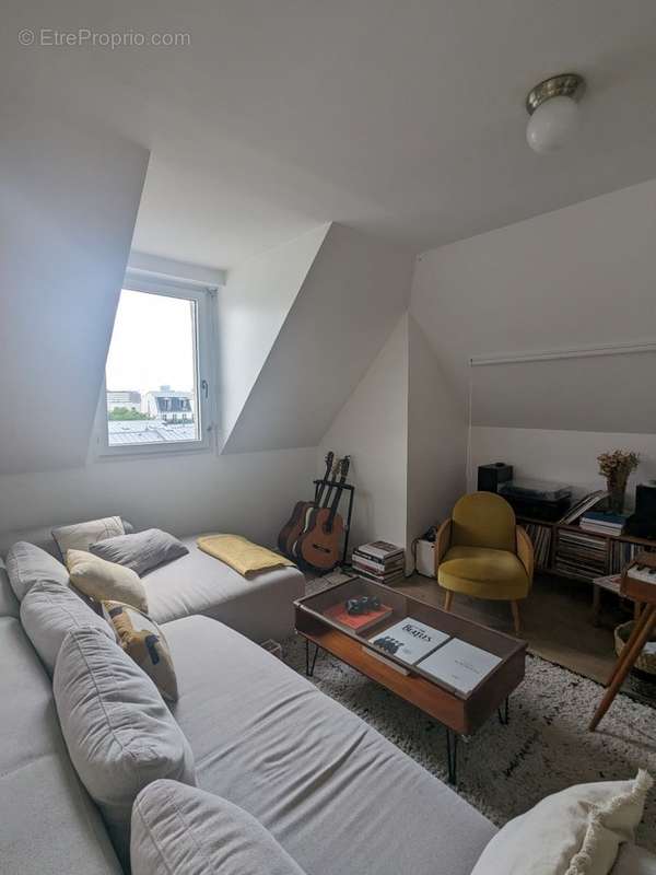 Appartement à PARIS-11E