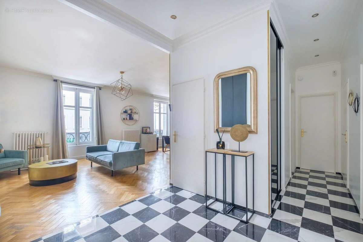 Appartement à LYON-6E