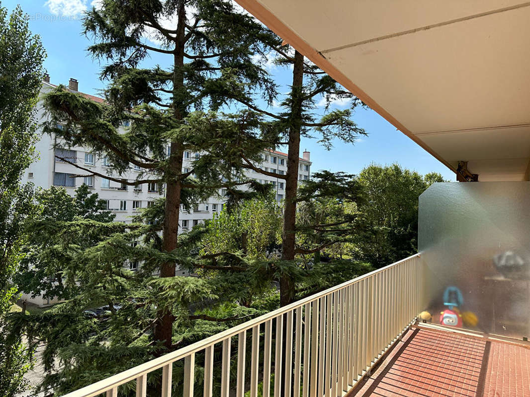 Appartement à LYON-5E