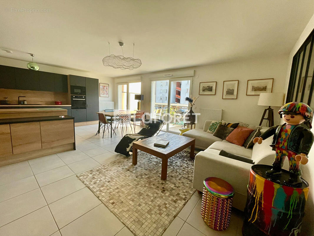 Appartement à ALBERTVILLE