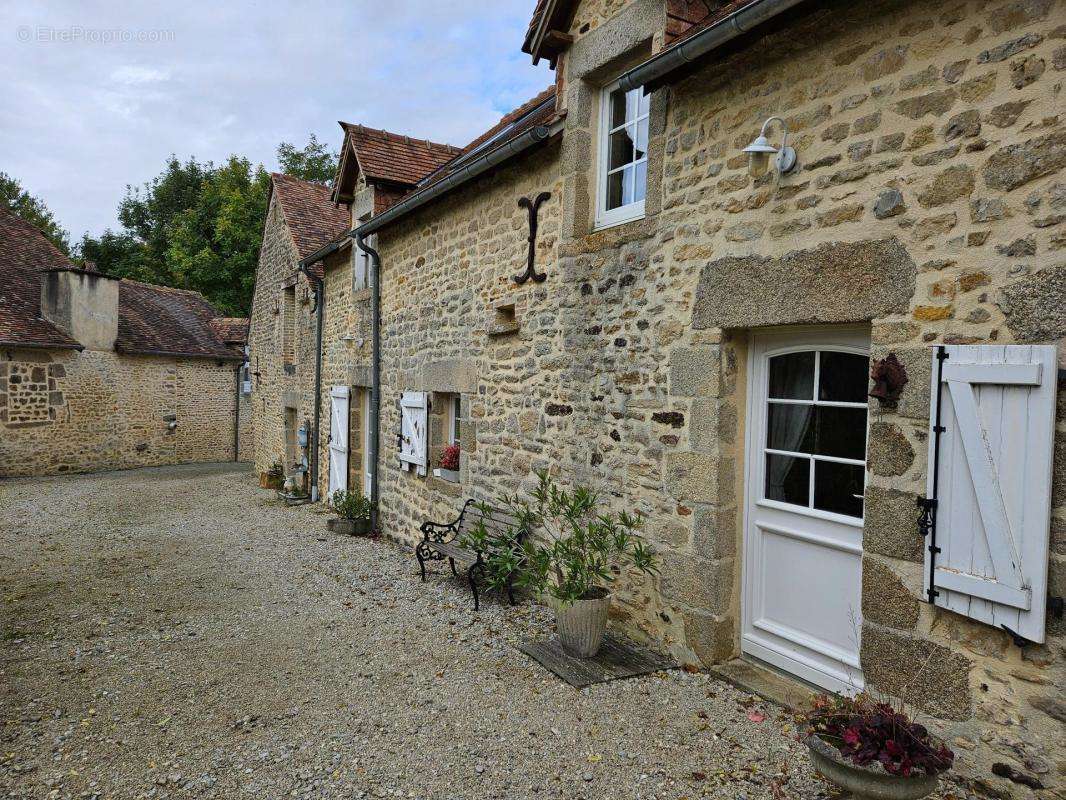 Maison à ARCONNAY