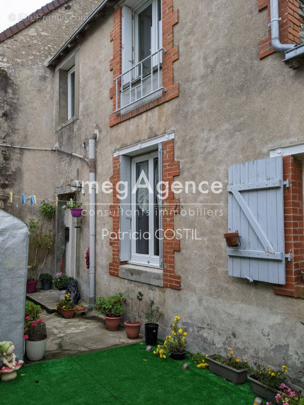 Maison à OUZOUER-LE-MARCHE