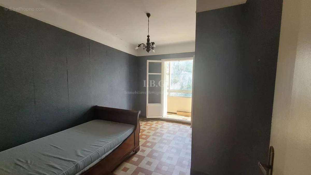 Appartement à MARSEILLE-7E