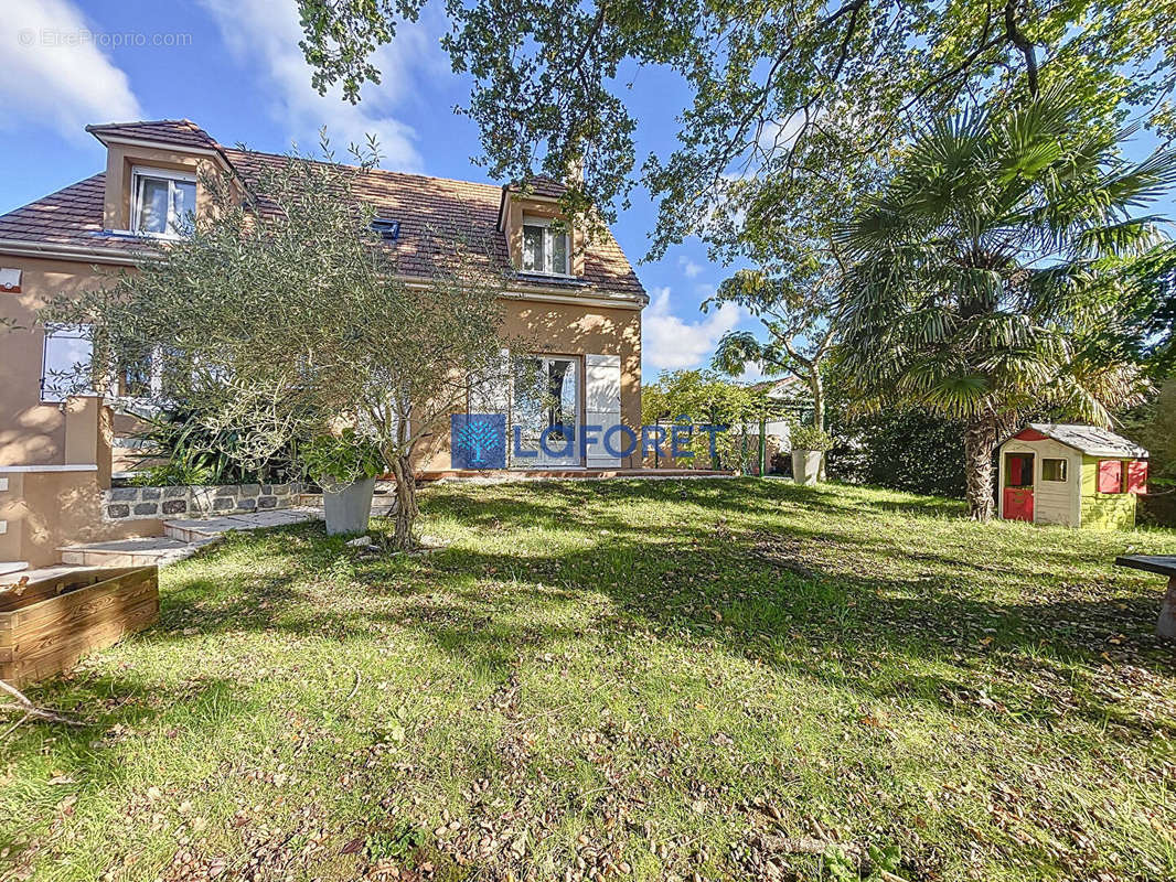 Maison à VILLIERS-SUR-ORGE