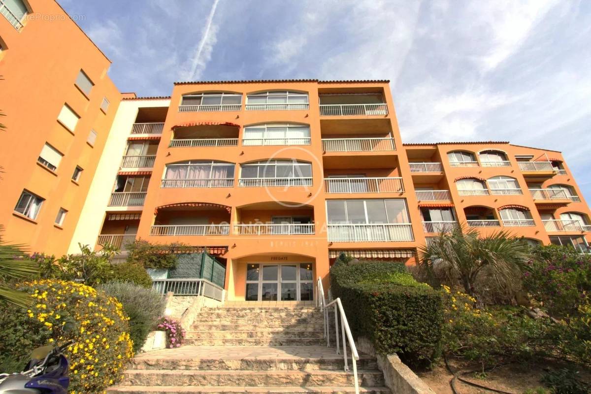 Appartement à SAINT-MANDRIER-SUR-MER