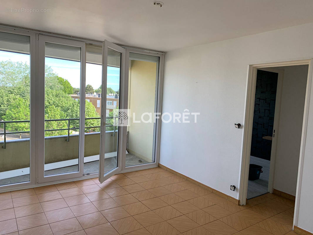 Appartement à QUETIGNY