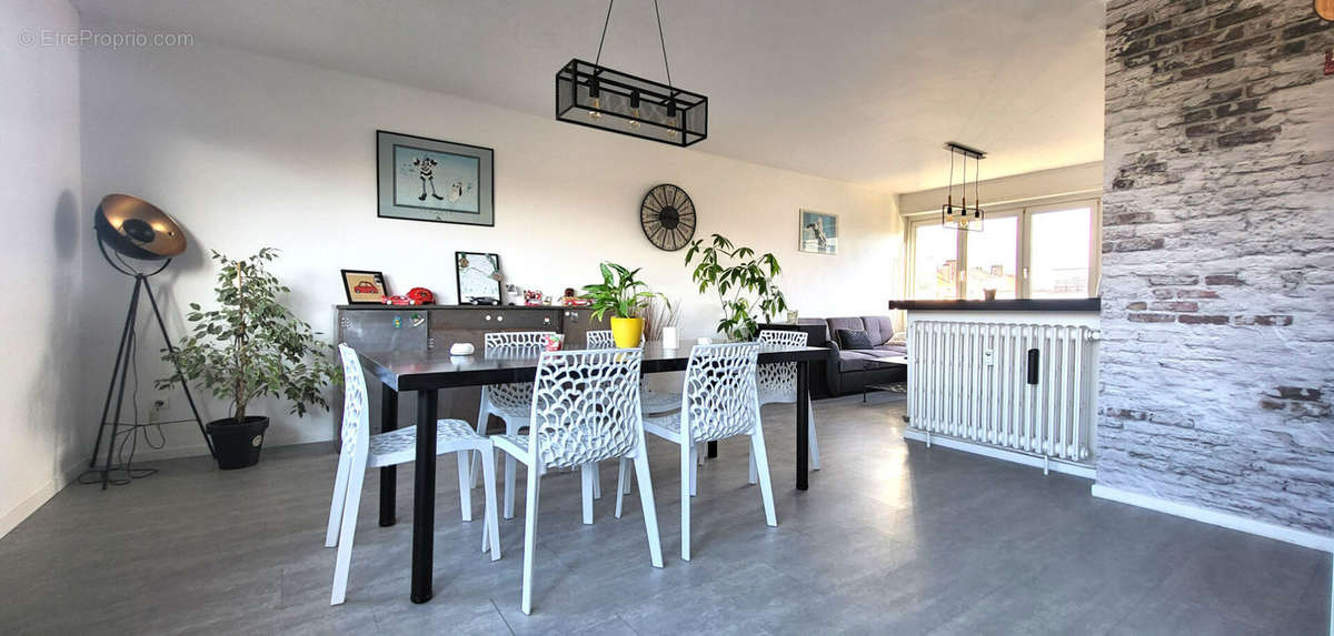 Appartement à LONGEVILLE-LES-METZ