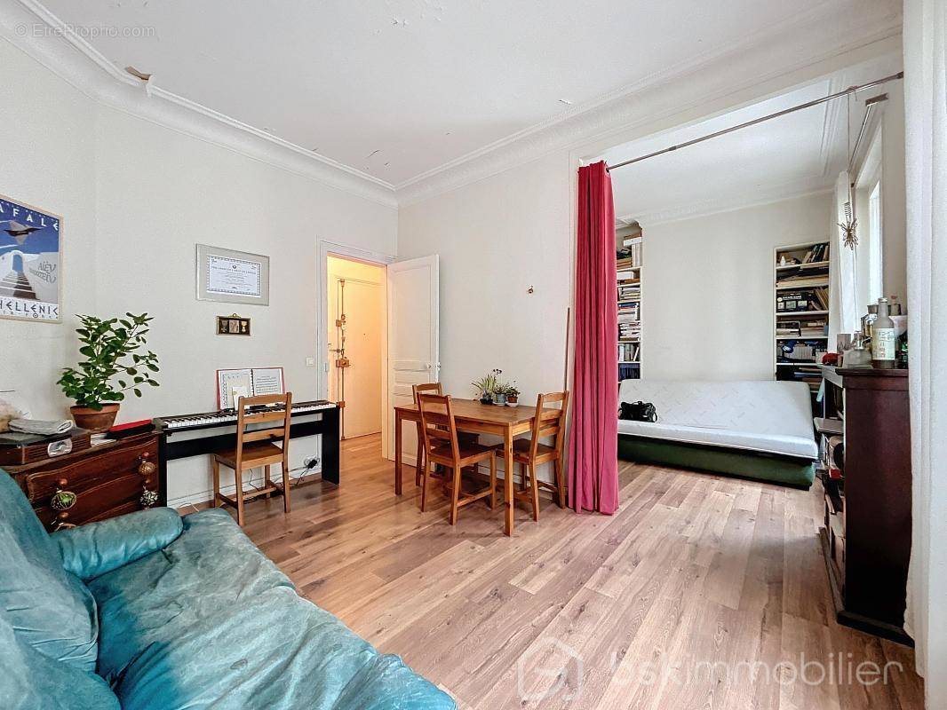 Appartement à PARIS-15E