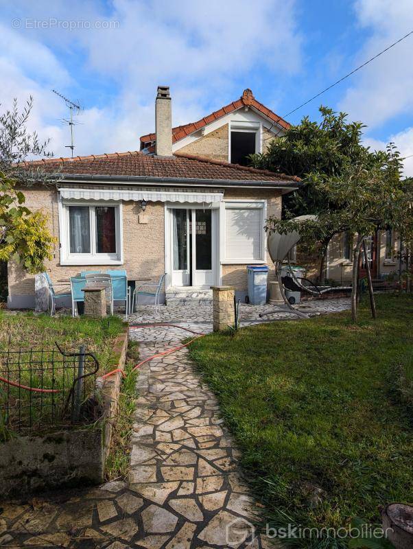 Maison à AULNAY-SOUS-BOIS