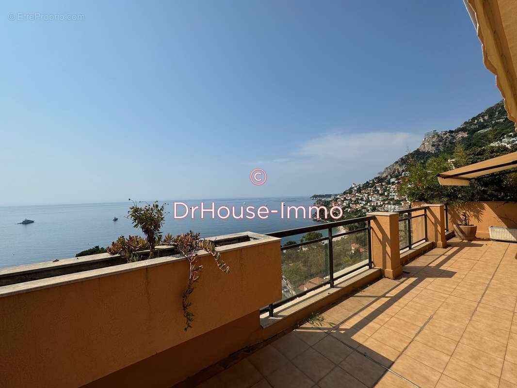 Appartement à ROQUEBRUNE-CAP-MARTIN