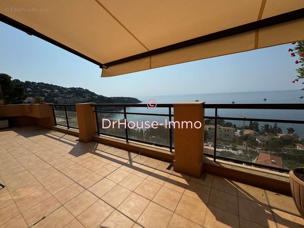 Appartement à ROQUEBRUNE-CAP-MARTIN