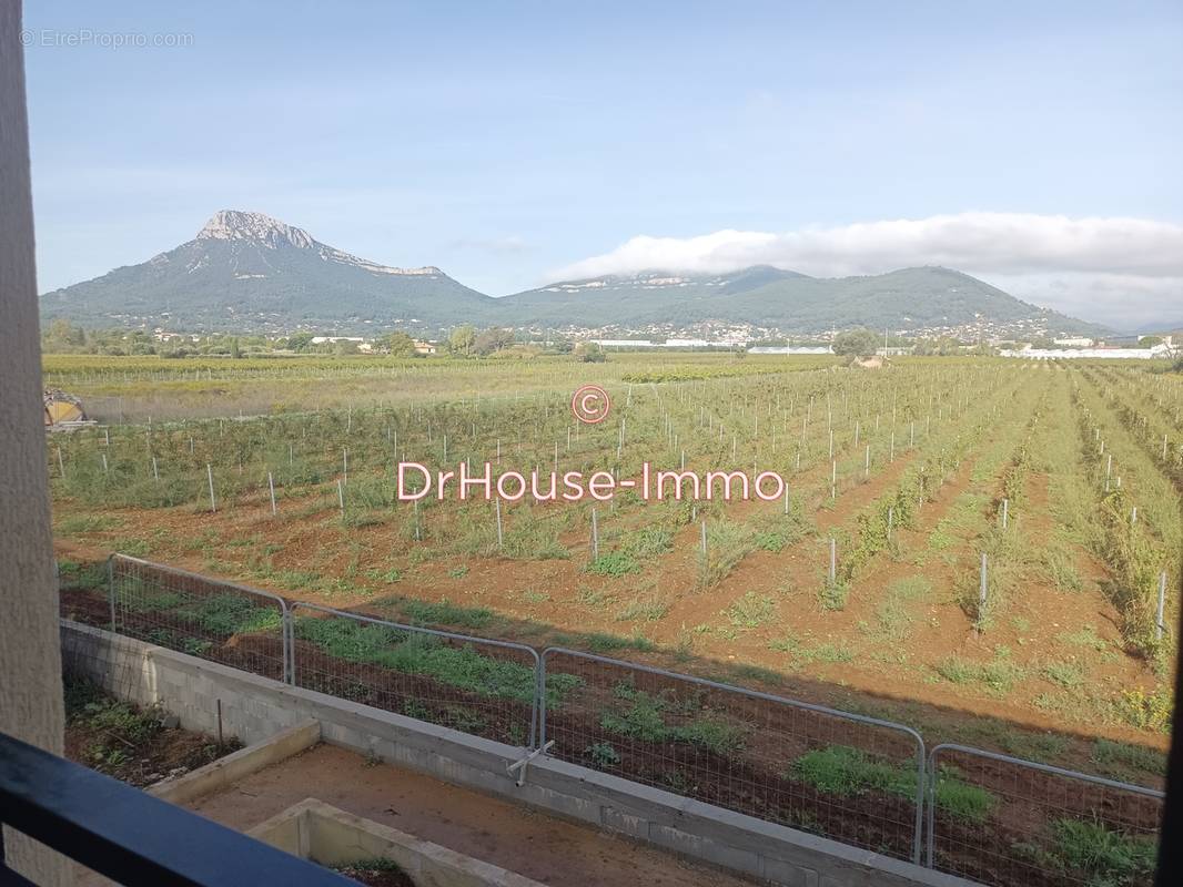 Appartement à LA CRAU