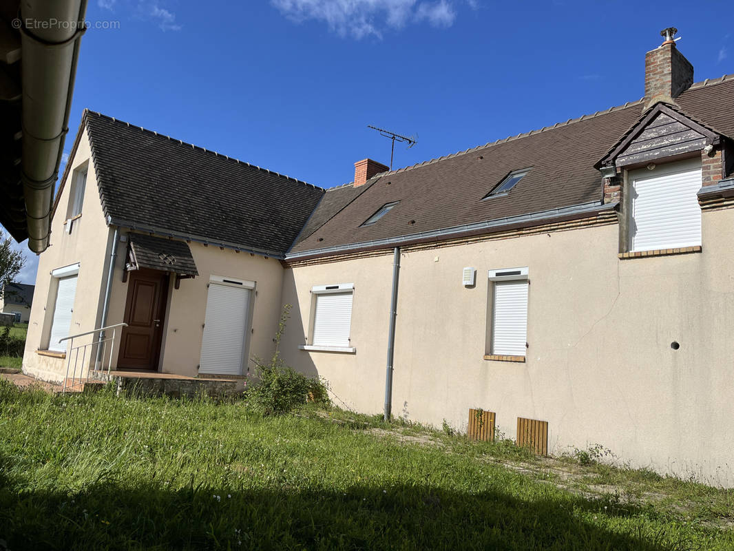 Maison à THORIGNE-SUR-DUE