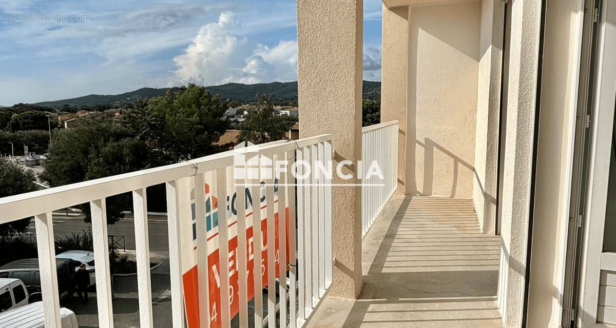 Appartement à LA LONDE-LES-MAURES