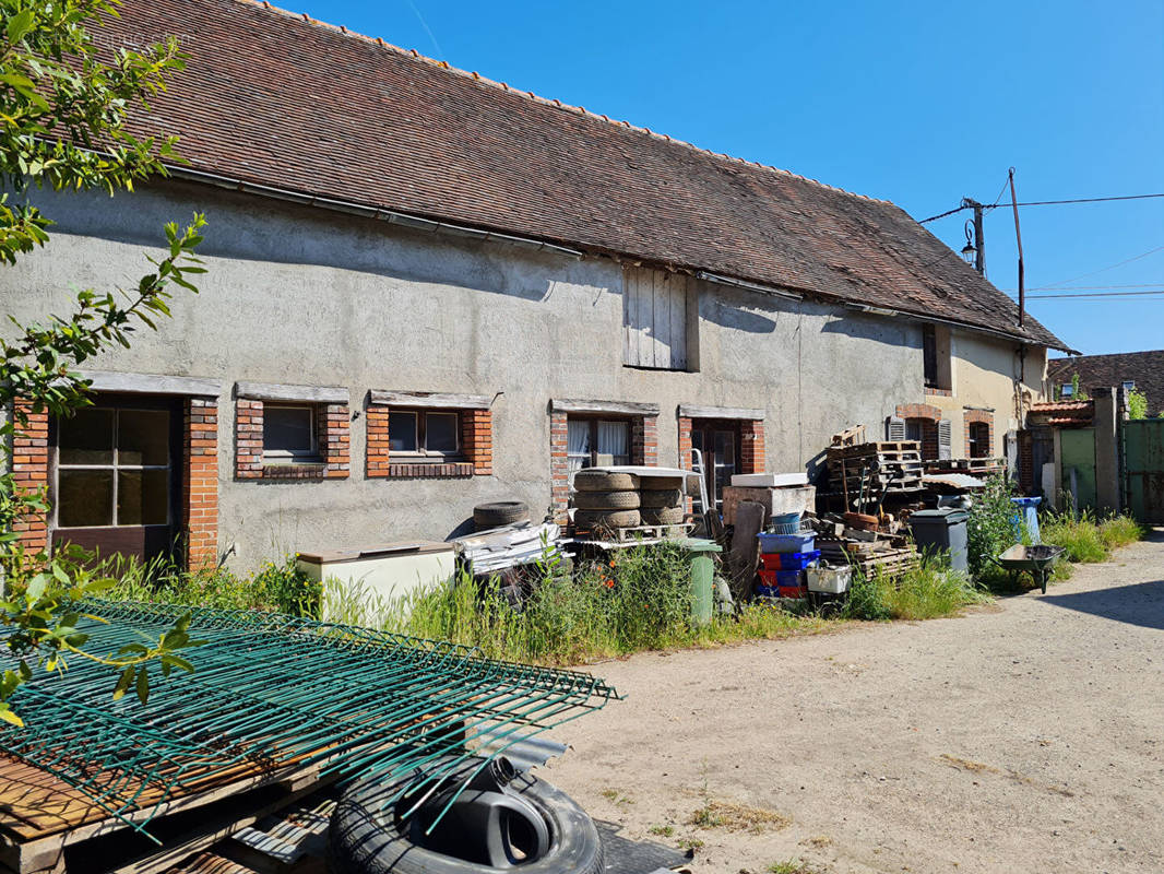 Maison à COULOMBS