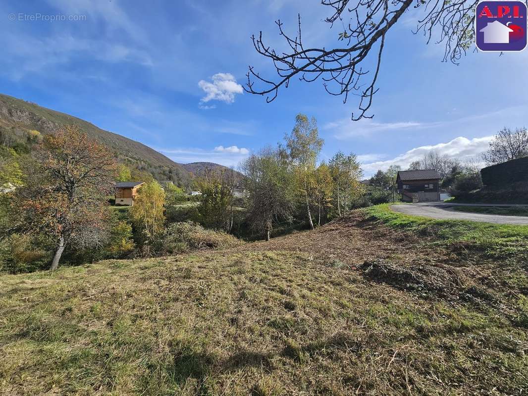 Terrain à AX-LES-THERMES