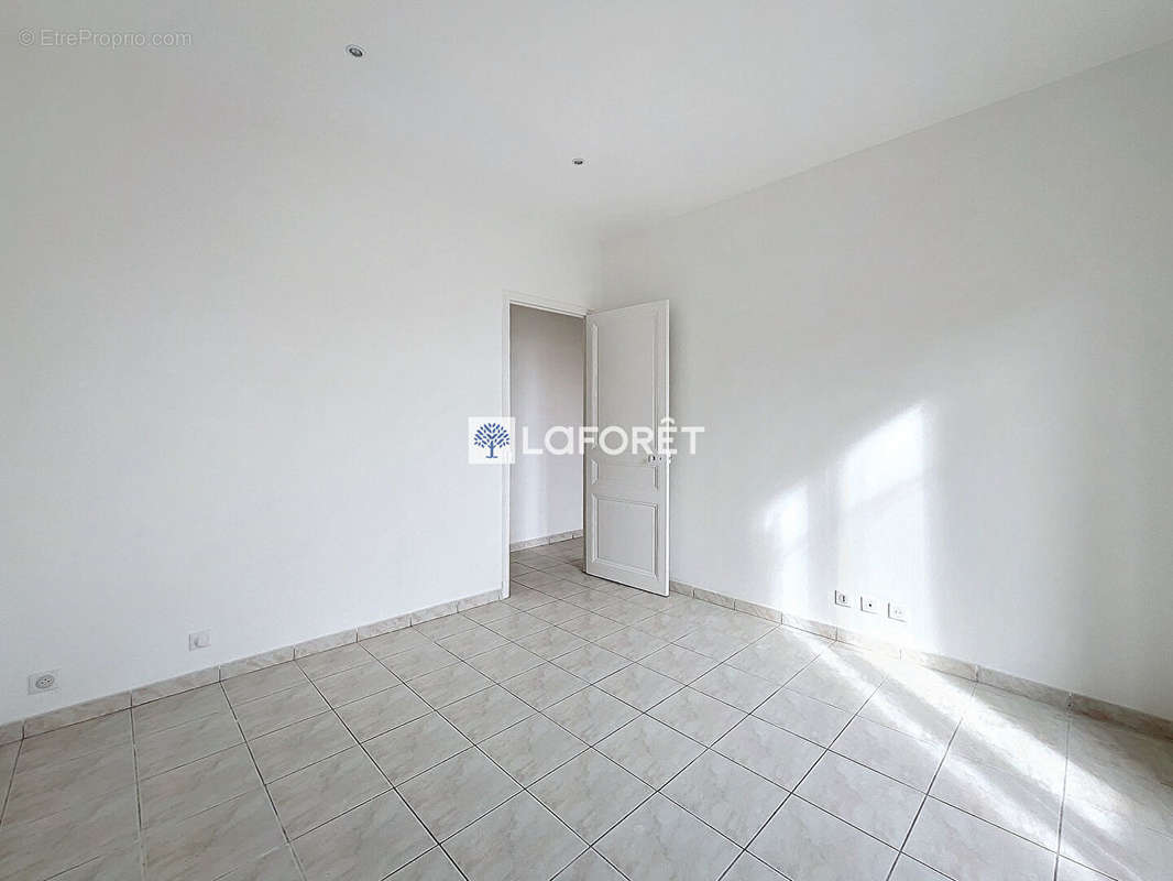 Appartement à BEAUSOLEIL