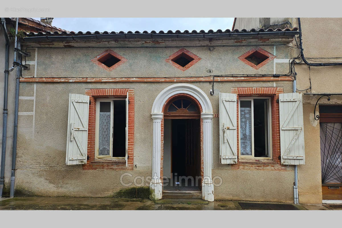 Maison à SAINT-NICOLAS-DE-LA-GRAVE