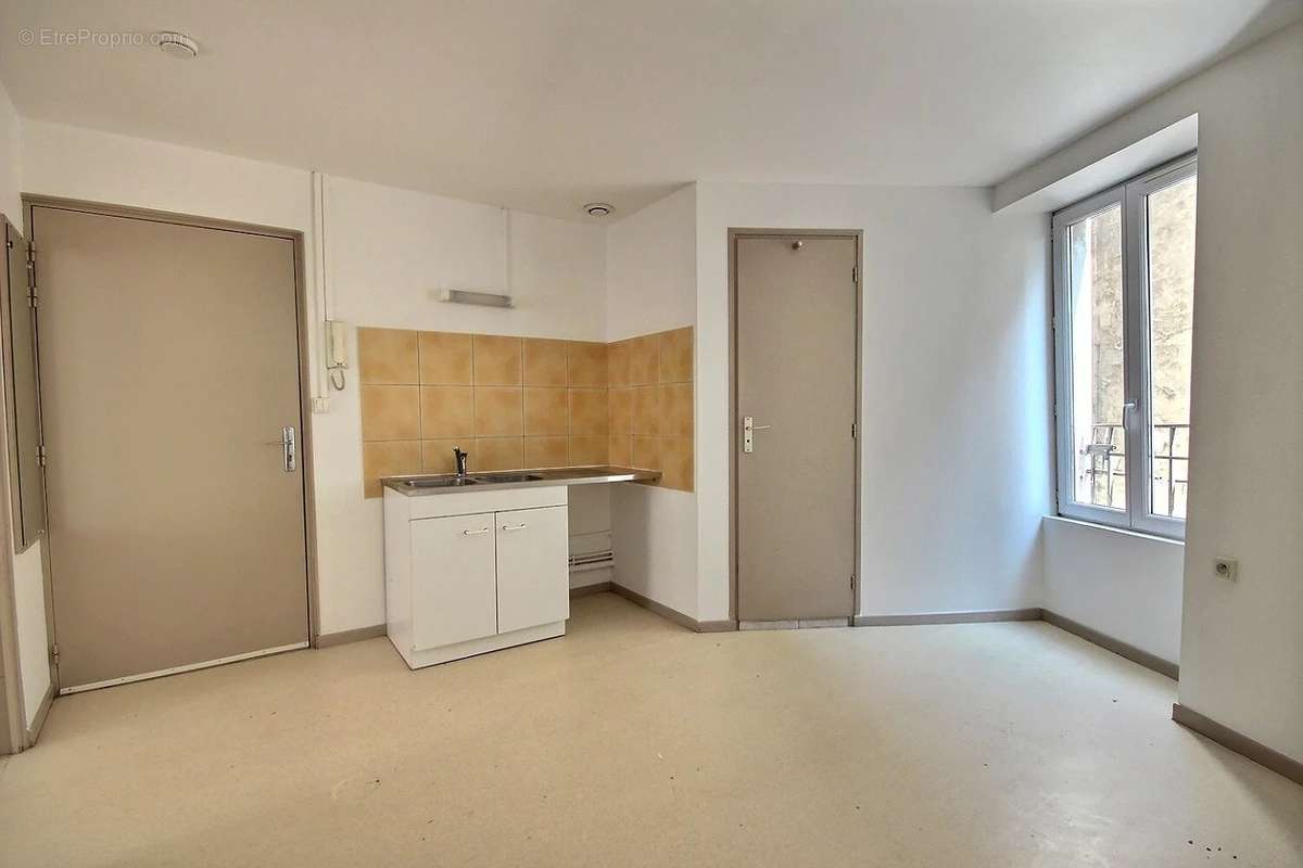 Appartement à LE TEIL