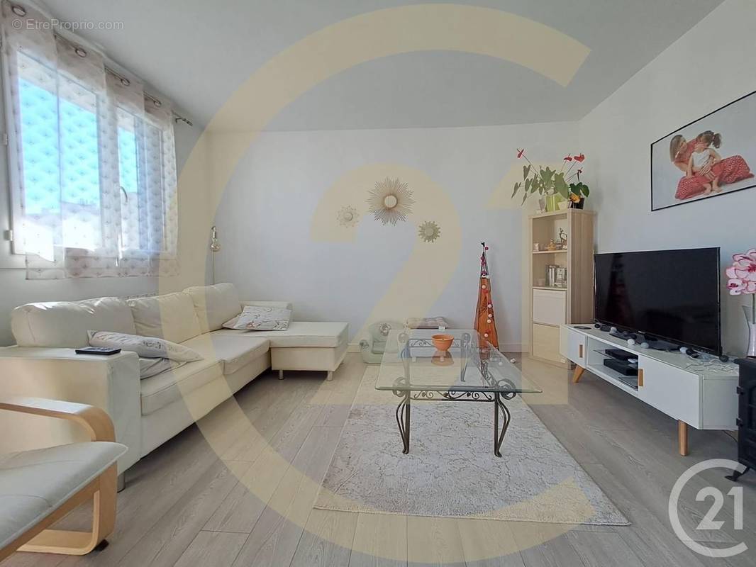 Appartement à LYON-8E