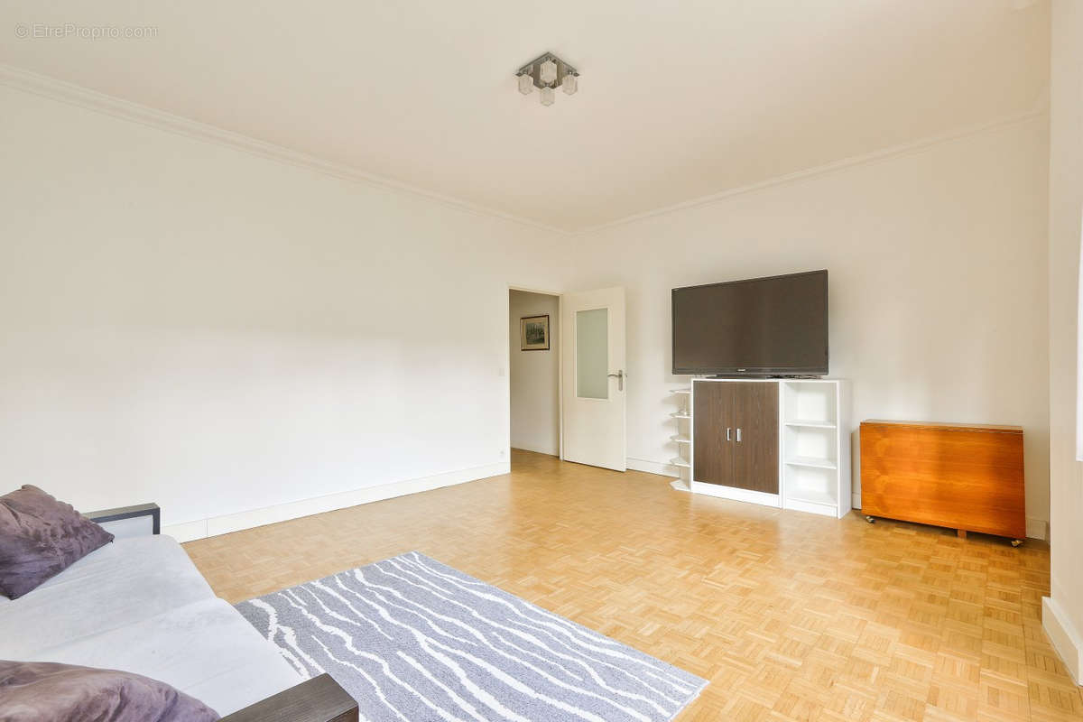 Appartement à PARIS-12E