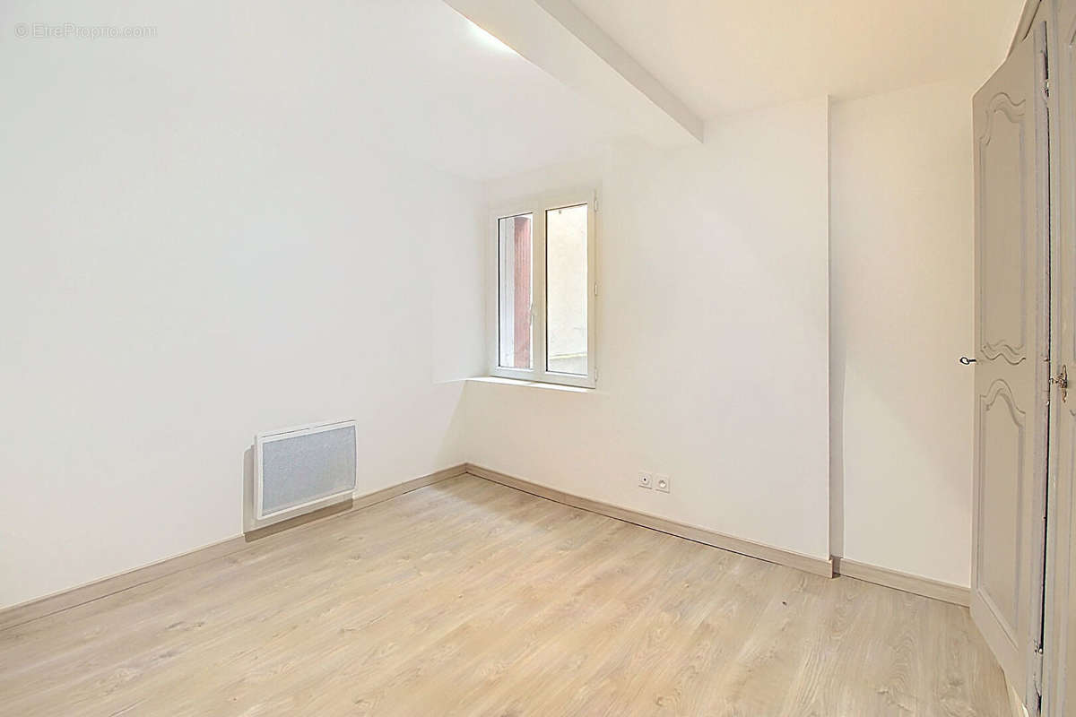 Appartement à LORGUES