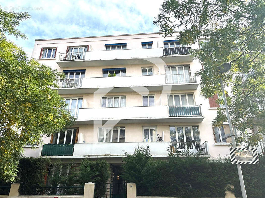 Appartement à EPINAY-SUR-SEINE