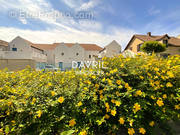 Appartement à CHANTELOUP-LES-VIGNES