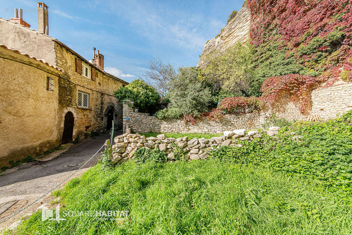 Maison à SAIGNON